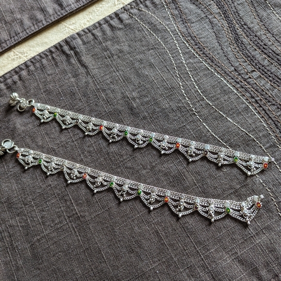 Pair of silver anklets - NWOT - Picture 1 of 3